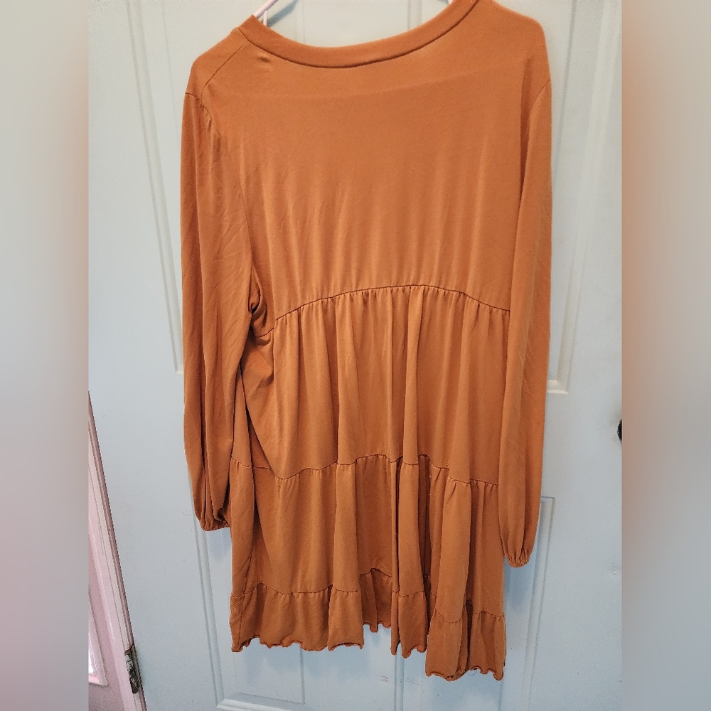 Dress - Picture 2 of 3
